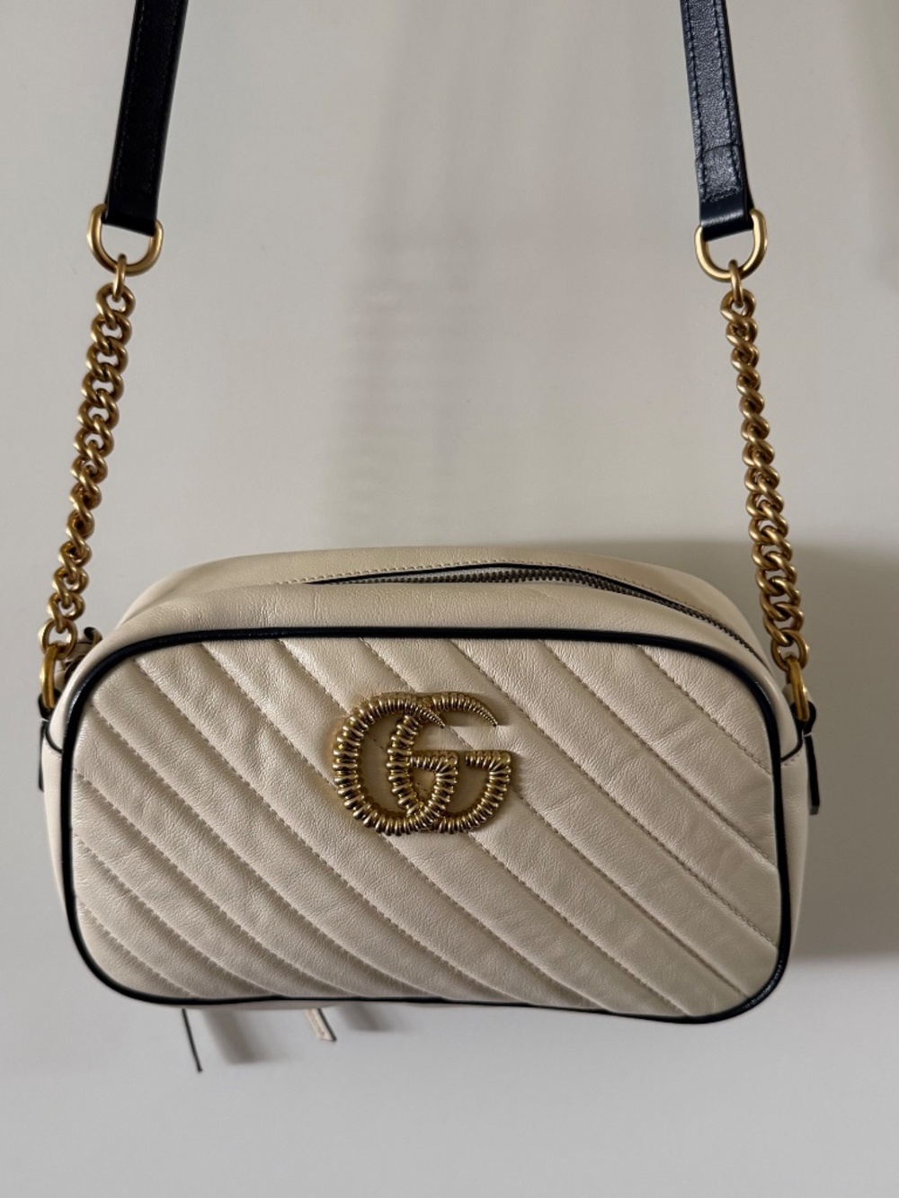 Gucci GG Marmont Torchon Small Camera Bag in Mystic White, Blue Agata - Picture 3 of 6